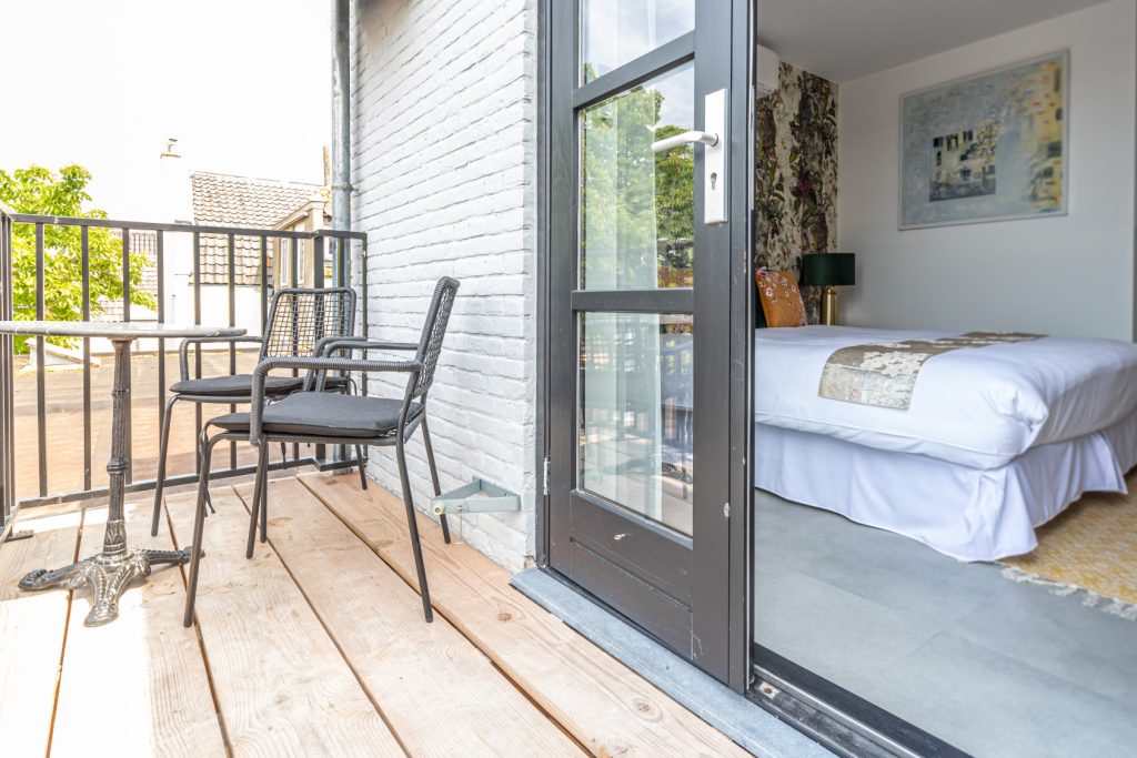 Terras longstay suite 19 hotel Goud en Zilver